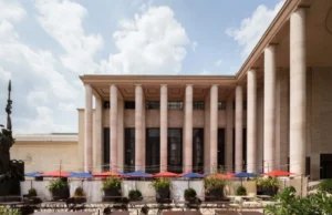 Palais de Tokyo’s Information-Sharing Challenge