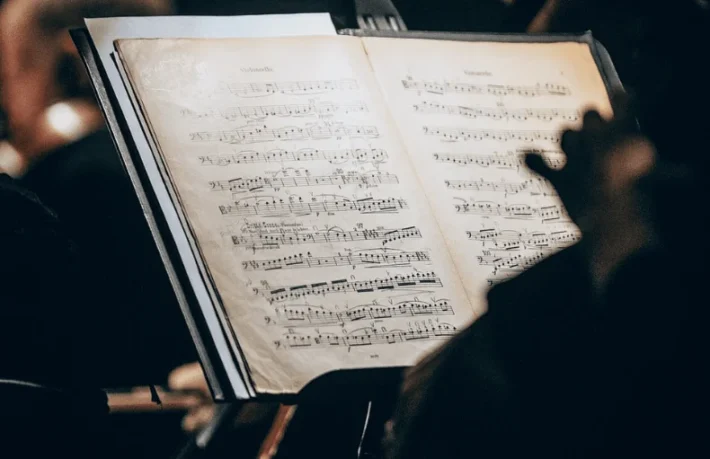 Smooth Management in the Pit